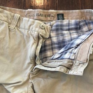 Men’s Eddie Bauer cotton lined khakis